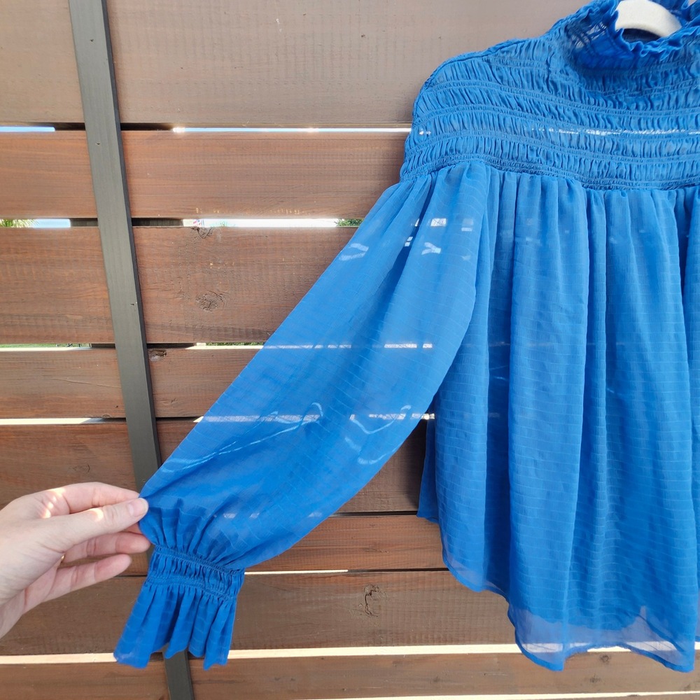 Ann Taylor Blue Smocked High Neck Blouse | Romantic Boho Flowy Top Sz‎ S